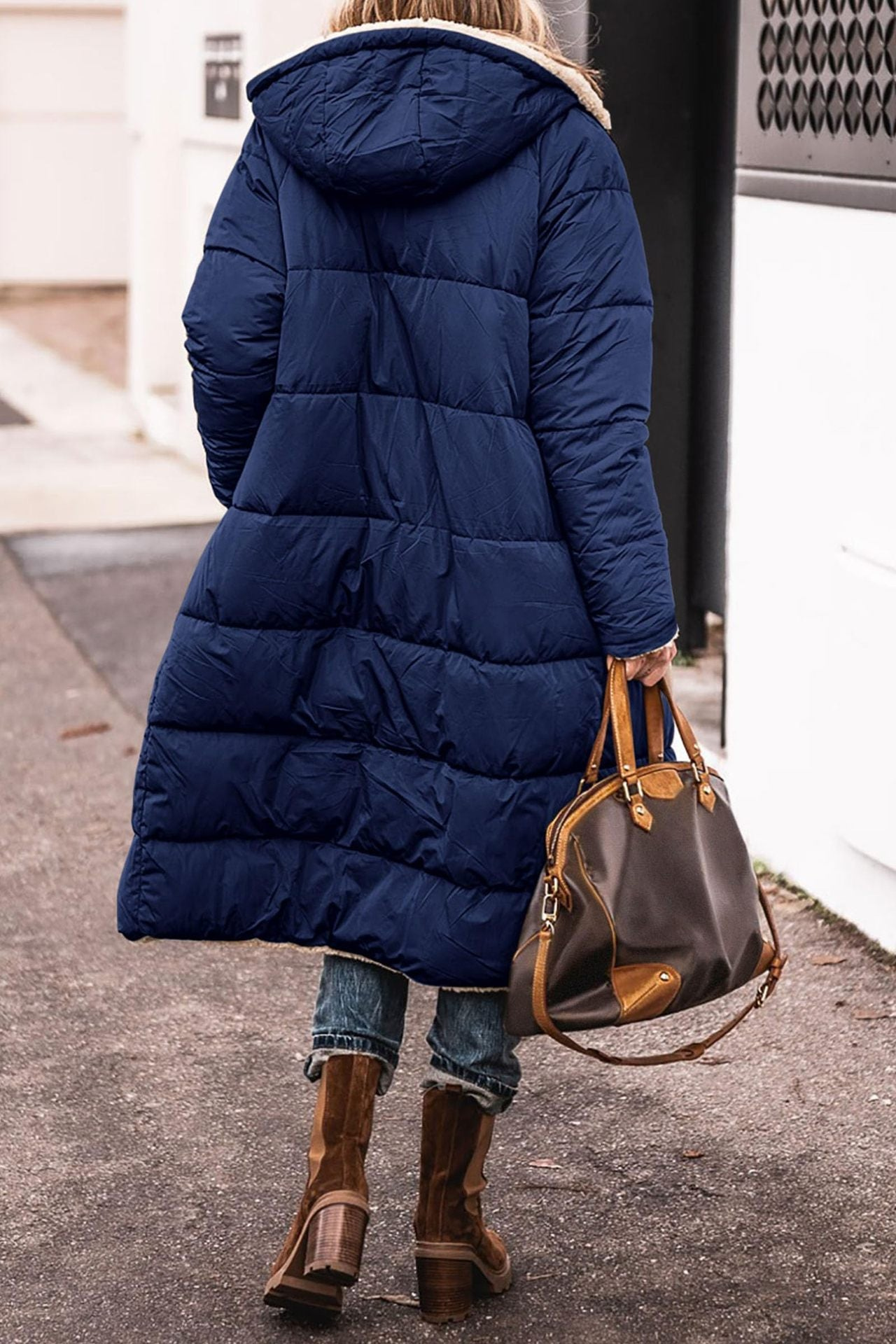 Manteau Long Rembourré à Capuche pour Femme - Image 7