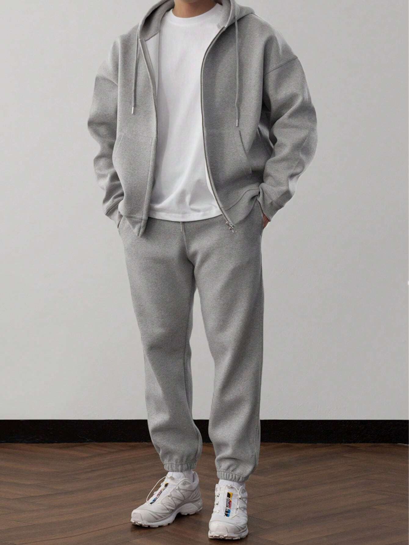 Ensemble de survêtement zippé pour homme - Image 3