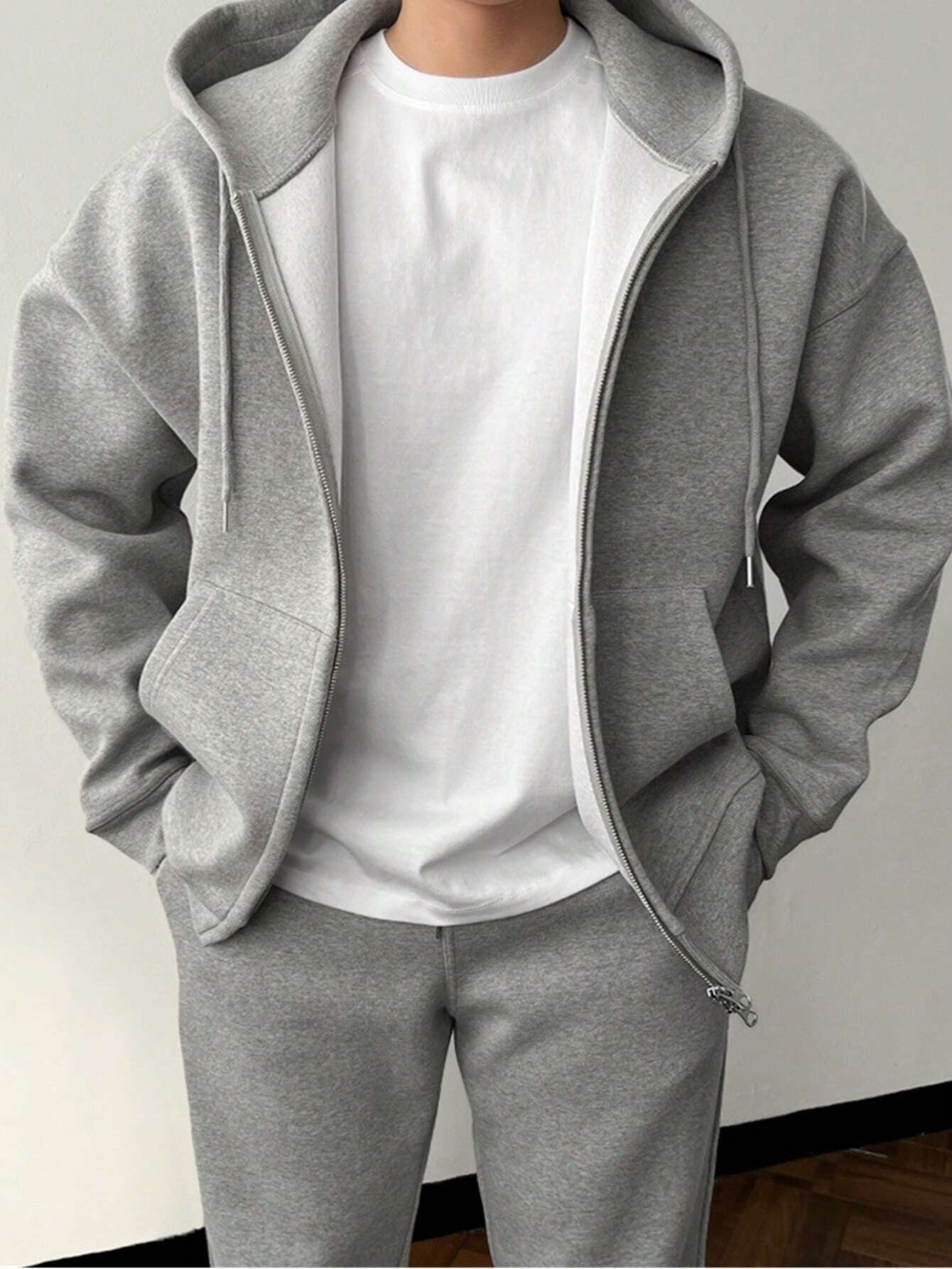 Ensemble de survêtement zippé pour homme - Image 8