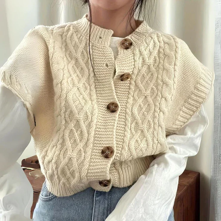 Gilet pull sans manches en maille torsadée à boutons pour femme - Image 2