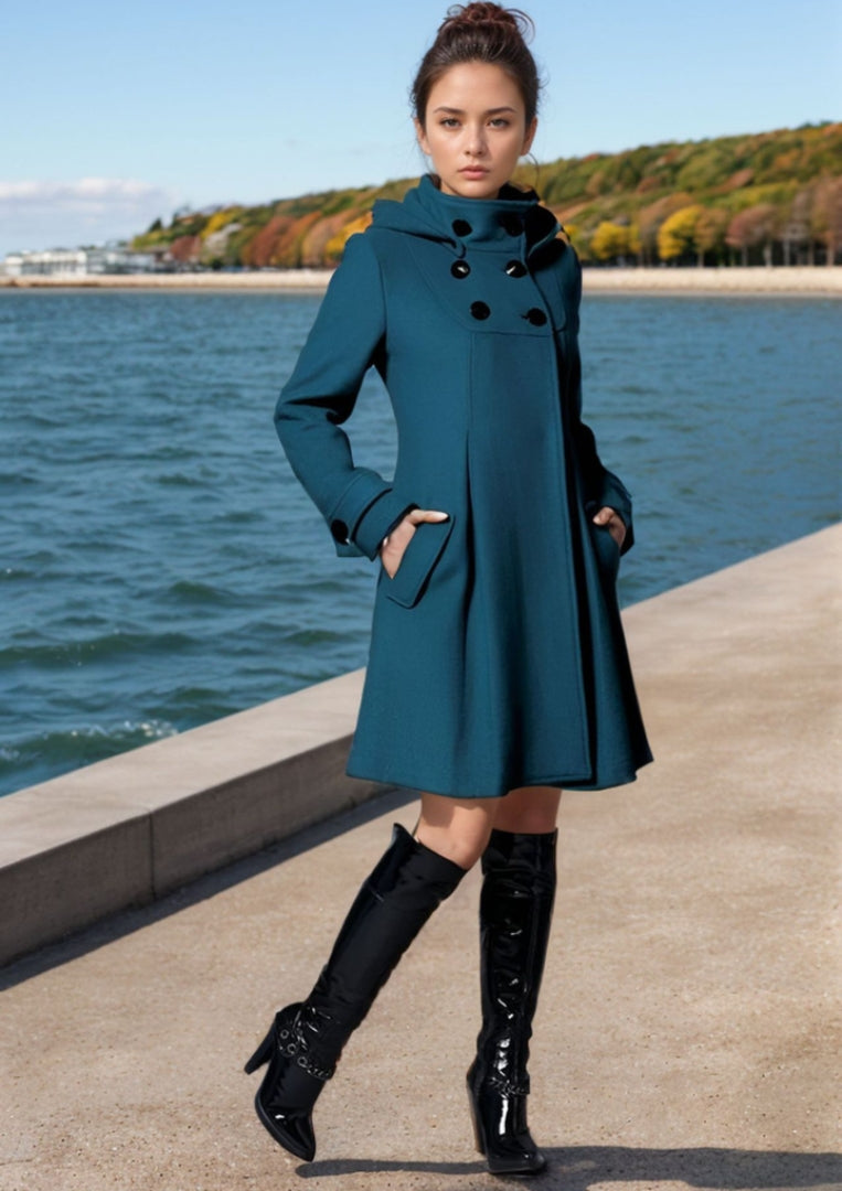 Manteau croisé à capuche pour femme - Image 3