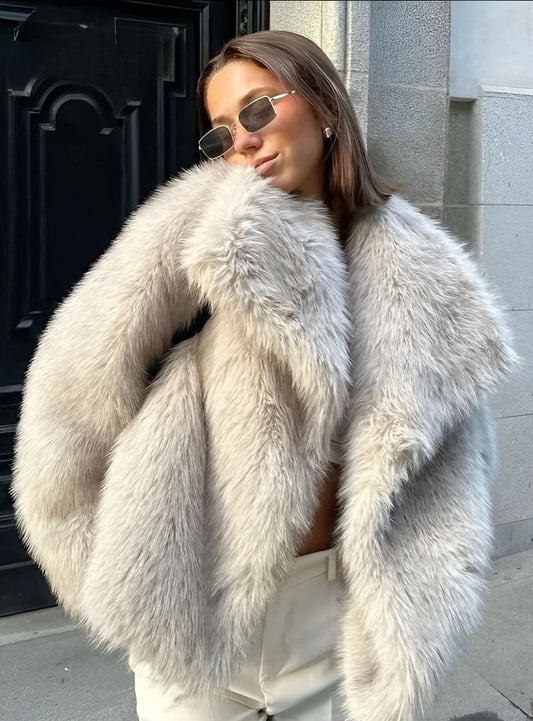 Veste Oversize Femme en Fourrure - Image 1