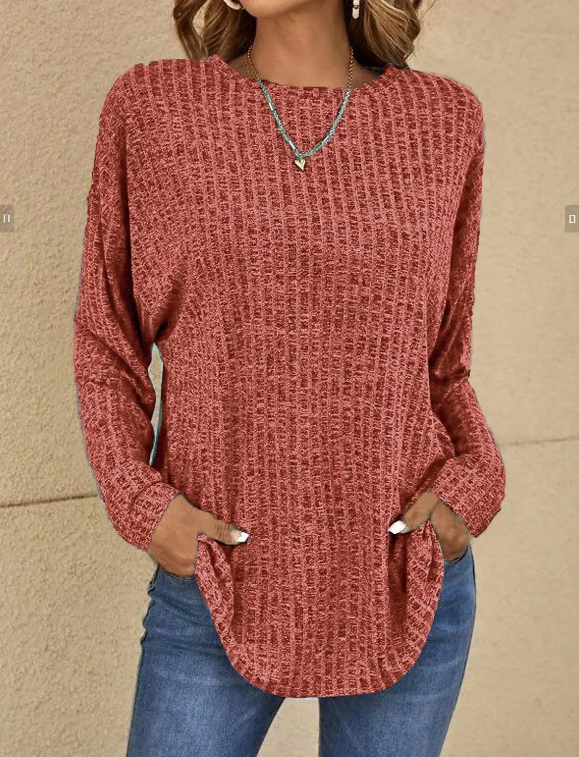 Pull ample à col rond pour femme - Image 6