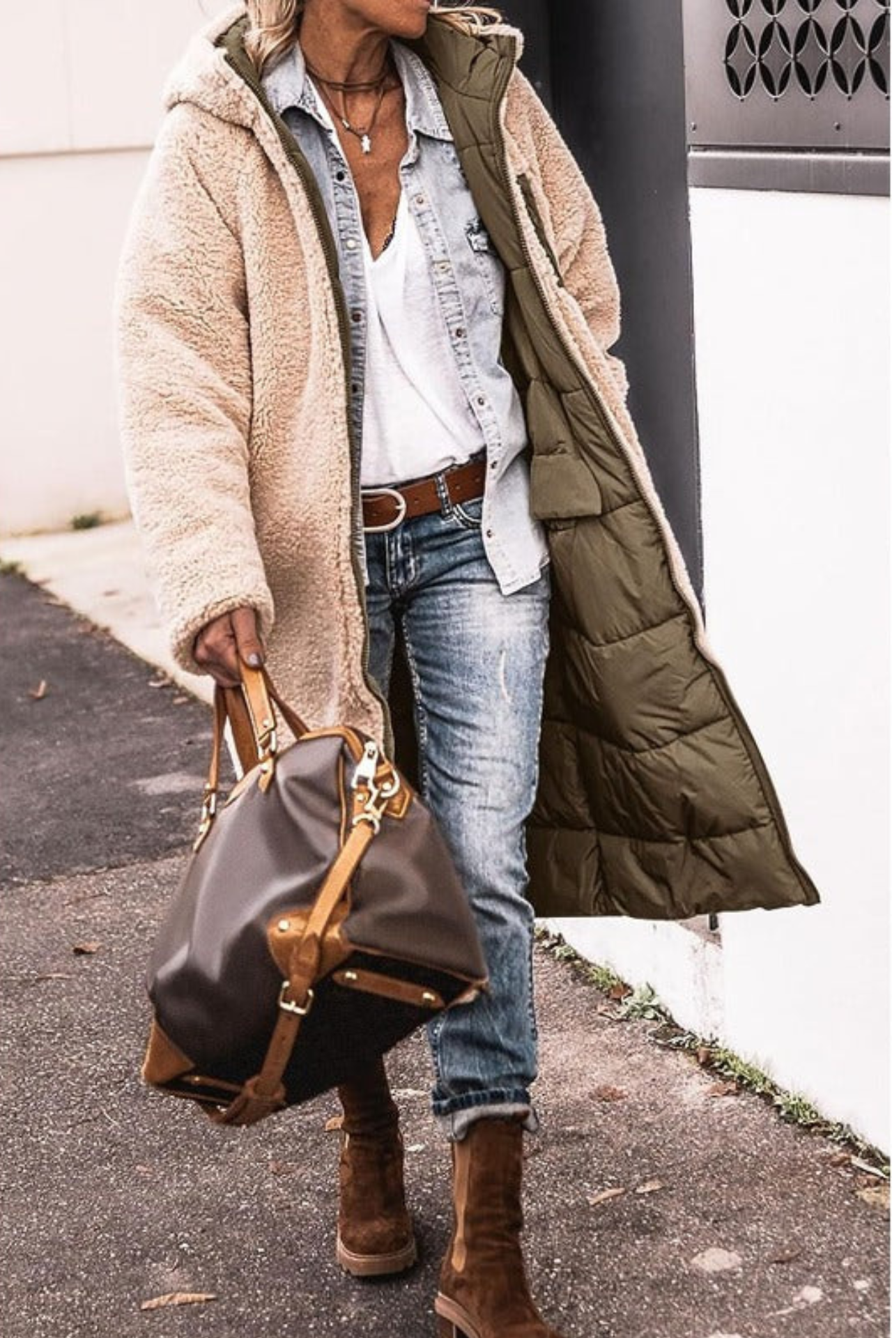 Manteau Long Rembourré à Capuche pour Femme - Image 12