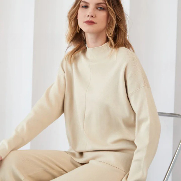 Pull ample à col rond pour femme - Image 7