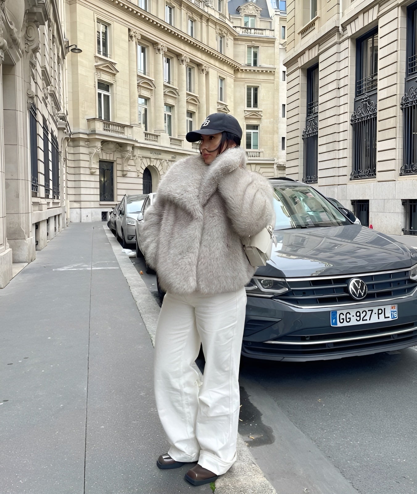 Veste Oversize Femme en Fourrure - Image 2