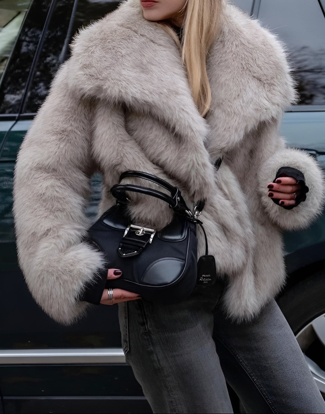 Veste Oversize Femme en Fourrure - Image 4