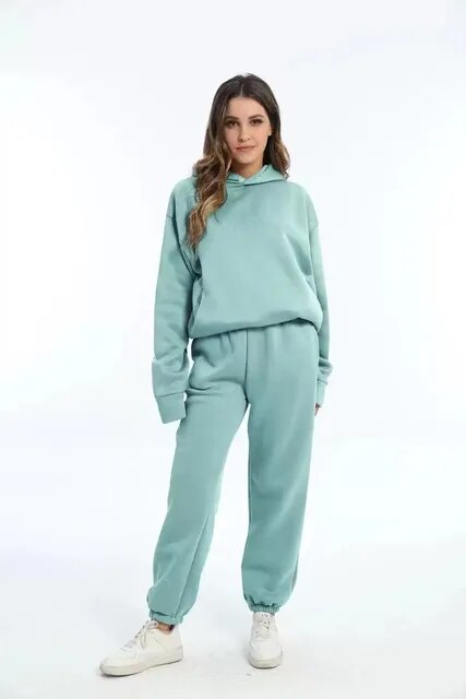 Ensemble de survêtement à capuche coupe décontractée pour femme - Image 4