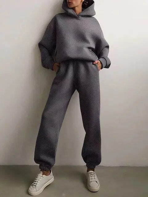 Ensemble de survêtement à capuche coupe décontractée pour femme - Image 7