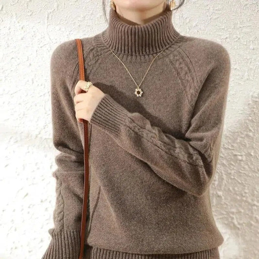 Pull Femme à Col Roulé - Image 1