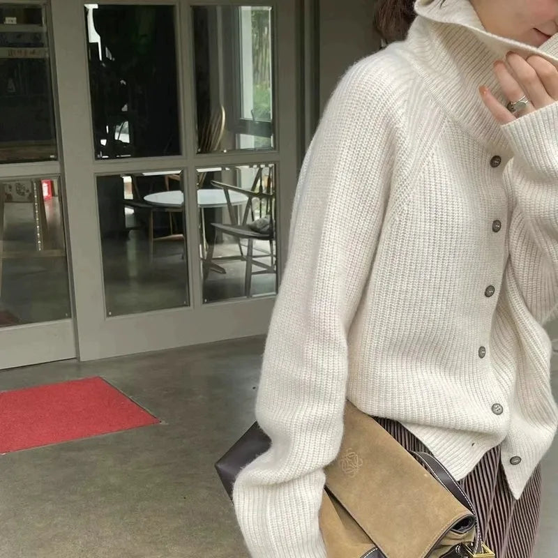 Pull côtelé boutonné pour femme - Image 4
