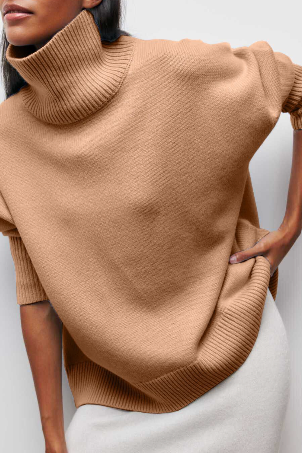 Pull ample à col roulé pour femme - Image 4