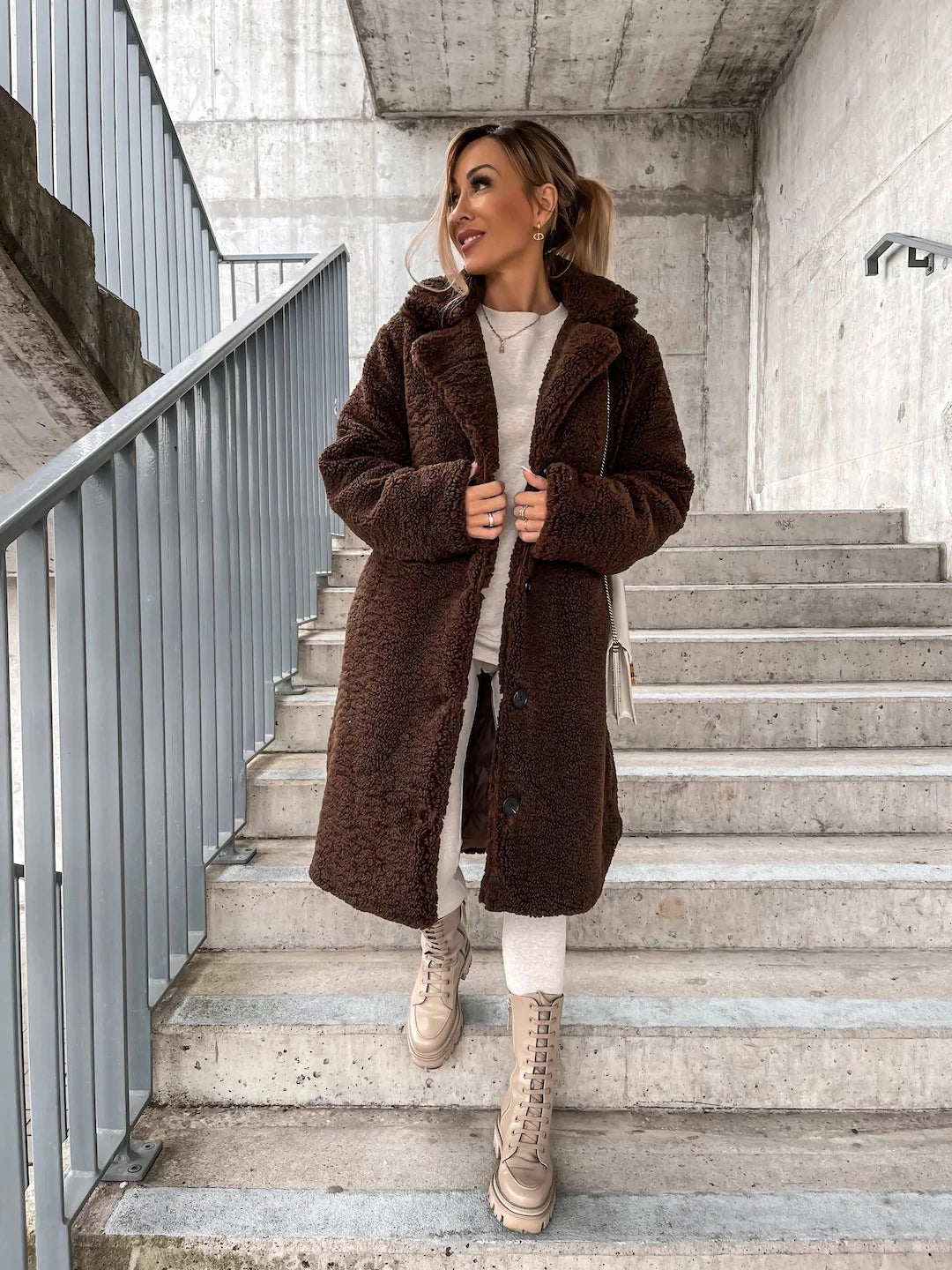 Manteau Long Teddy Femme - Image 12