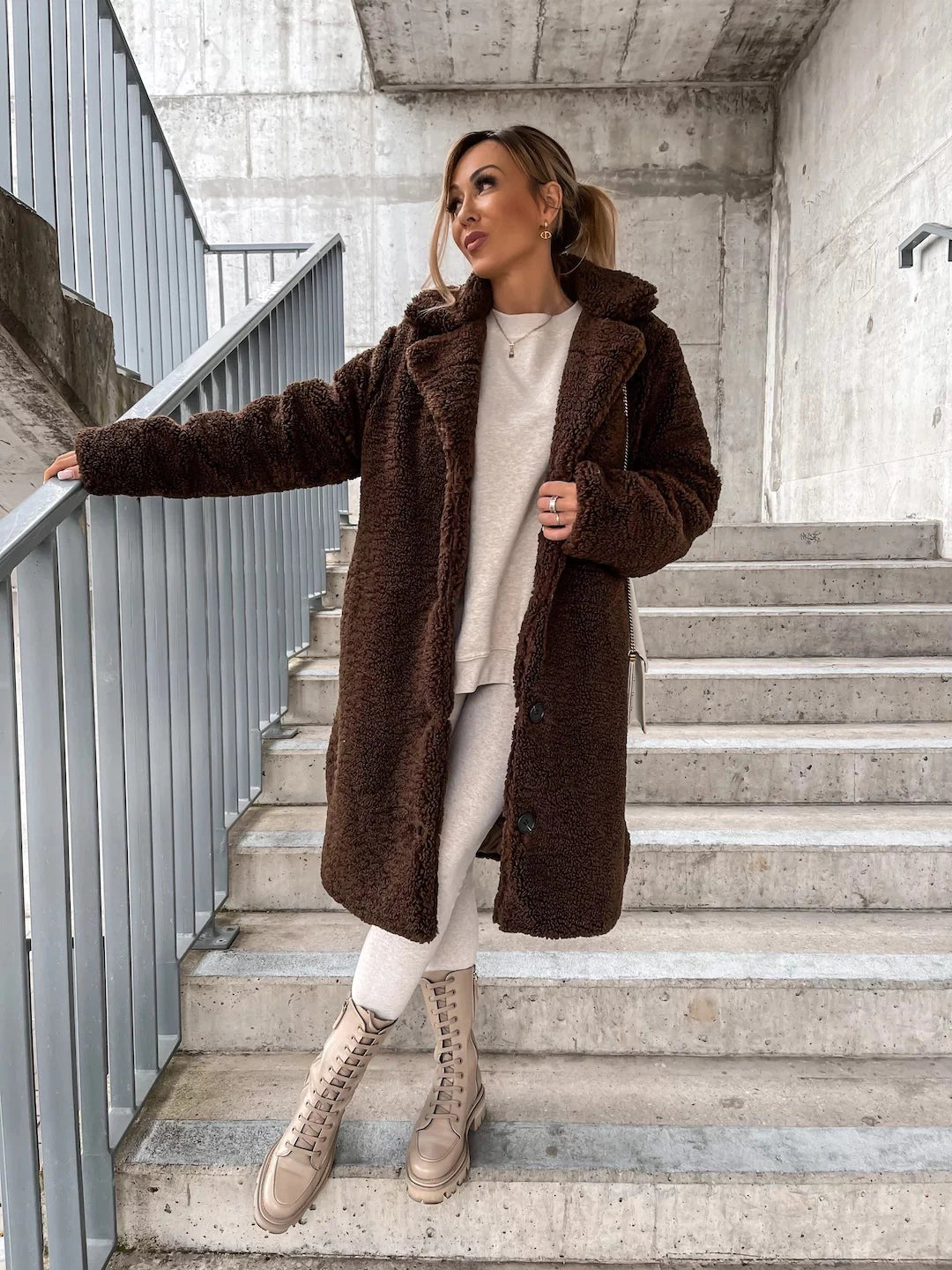 Manteau Long Teddy Femme - Image 11