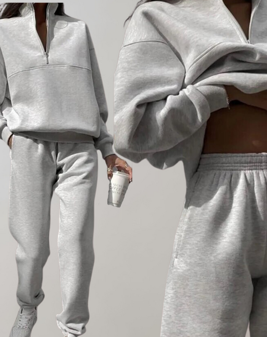 Ensemble de survêtement deux pièces pour femme - Image 1