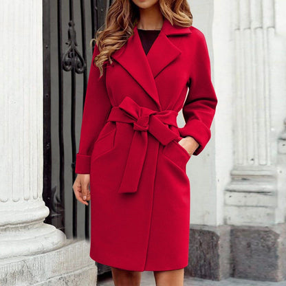 Manteau croisé ceinturé pour femme - Image 3