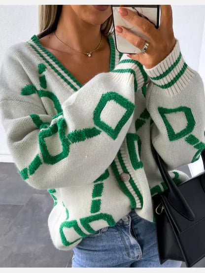 Pull Femme Boutonné Col en V - Image 6