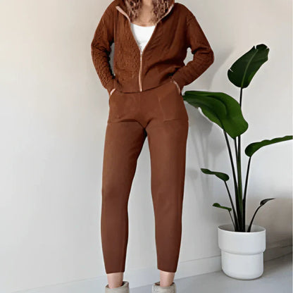 Ensemble Deux Pièces Femme Tricot Câble à Capuche - Image 3